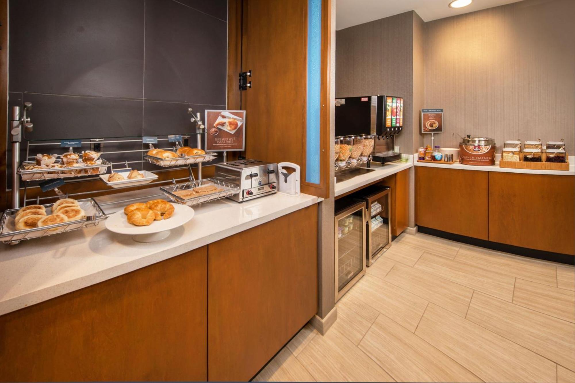 Springhill Suites By Marriott Gainesville Haymarket Εξωτερικό φωτογραφία